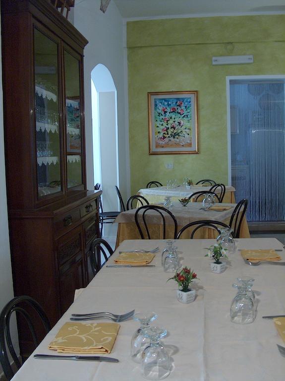 Hotel Coppa Di Cielo Peschici Buitenkant foto
